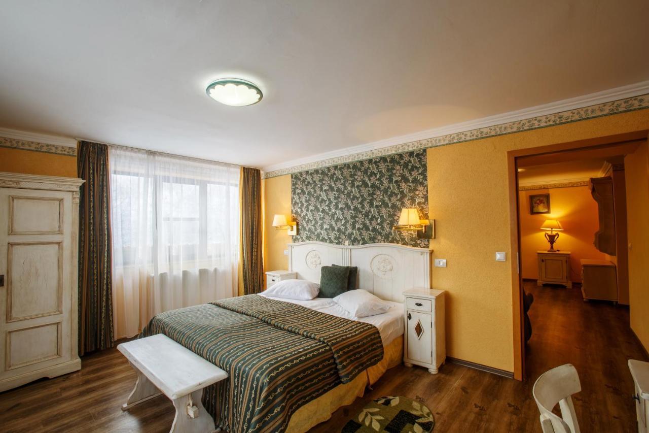 Domeniul Dracula Danes Hotel Bagian luar foto