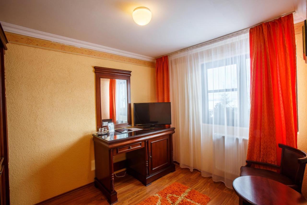Domeniul Dracula Danes Hotel Bagian luar foto