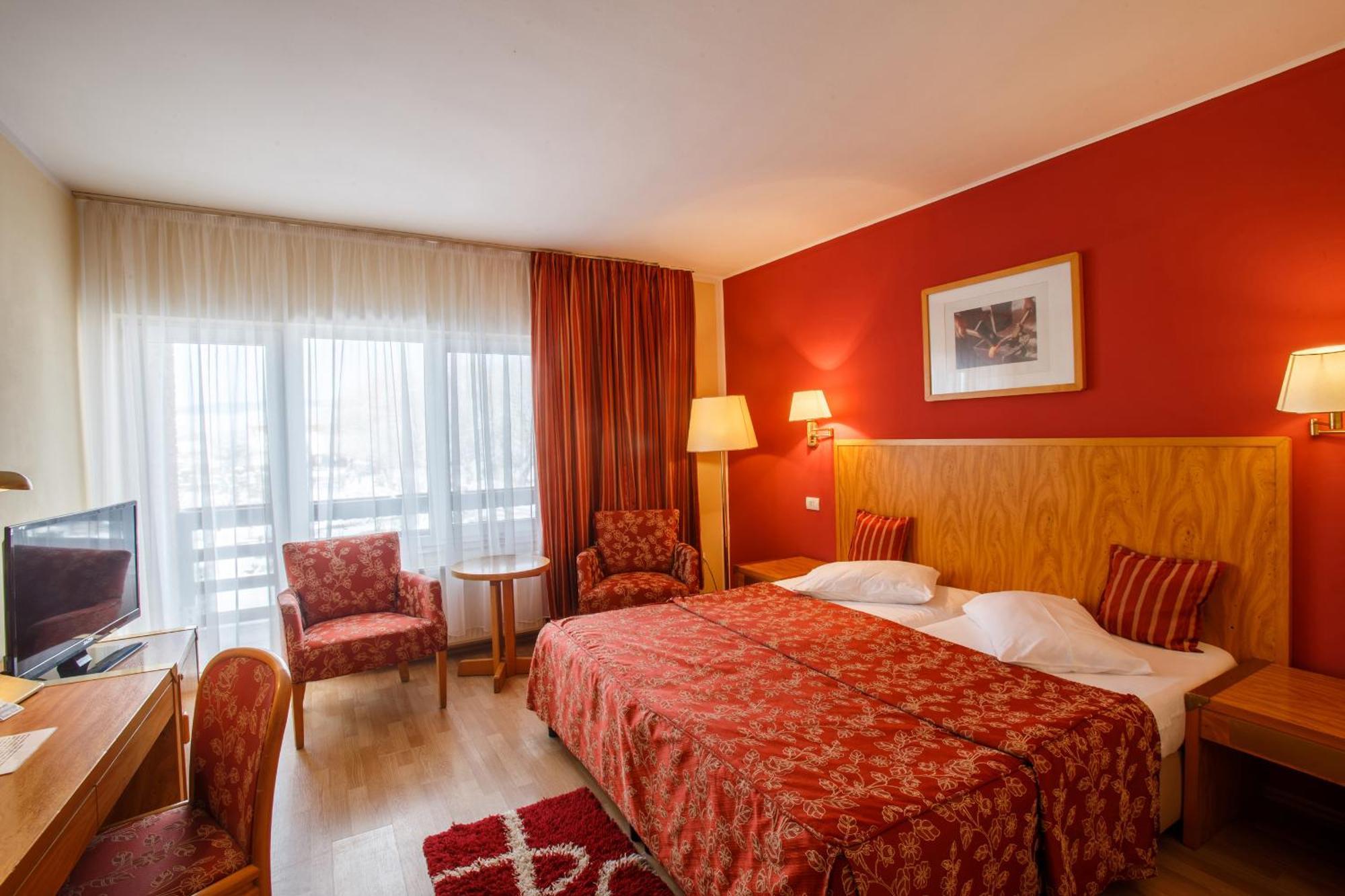 Domeniul Dracula Danes Hotel Bagian luar foto
